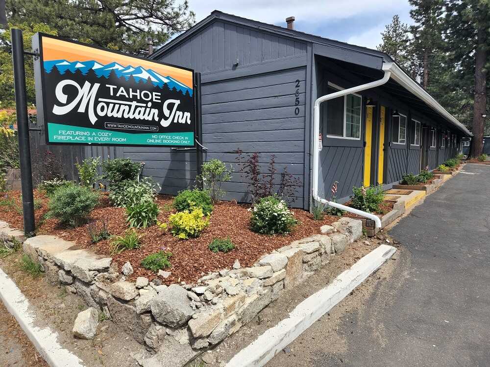 Outside View of Tahoe Mountain Inn