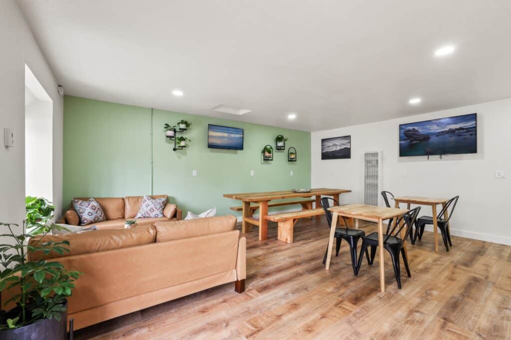 Common lounge and dining space at Tahoe Mountain Inn